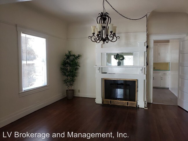 Foto del edificio - 3 br, 2 bath House - 804 Loma Vista Drive