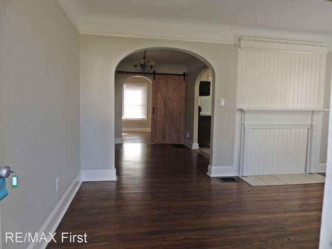 Foto del edificio - 3 br, 1 bath House - 206 Keeble Ave.