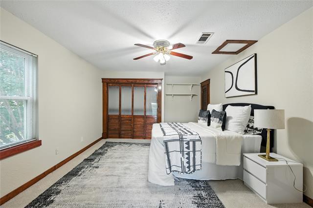 Foto del edificio - 1323 Dublin St