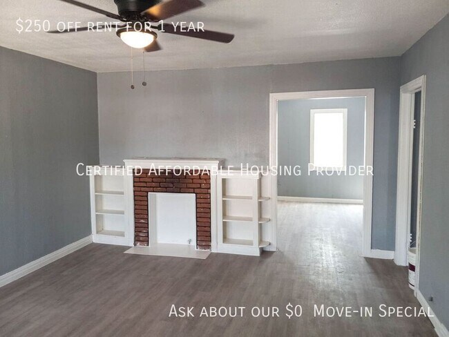 Building Photo - 1107 32nd St