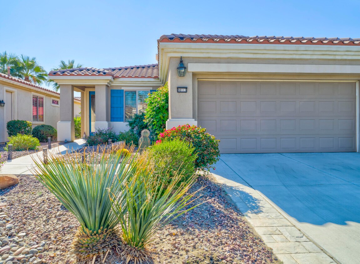 Foto principal - 80113 Avenida Linda Vista