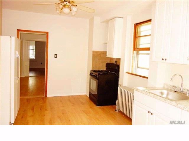 Building Photo - 5304 72nd Pl