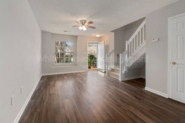 Building Photo - 12311 Bluestem Ln