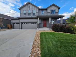 Building Photo - 1385 Castle Creek Cir