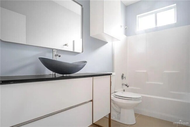 Foto del edificio - 2013 Stardust Ln