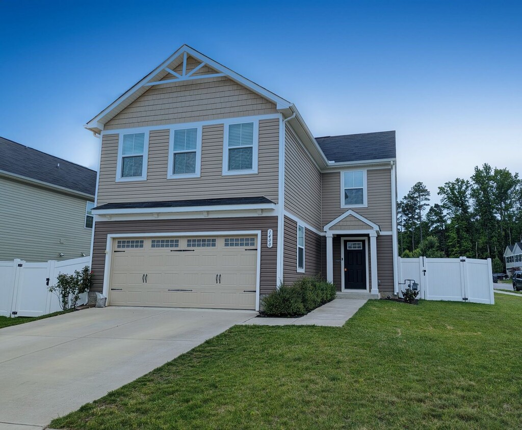 Foto principal - 1400 Marquis Pkwy