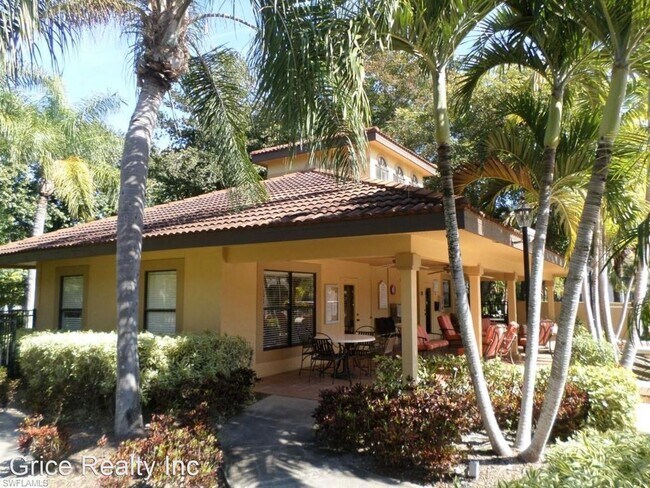 Foto del edificio - 2070 Arbour Walk Cir