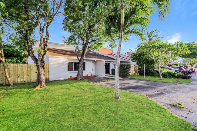Foto del edificio - 2904 NW 67th Ct