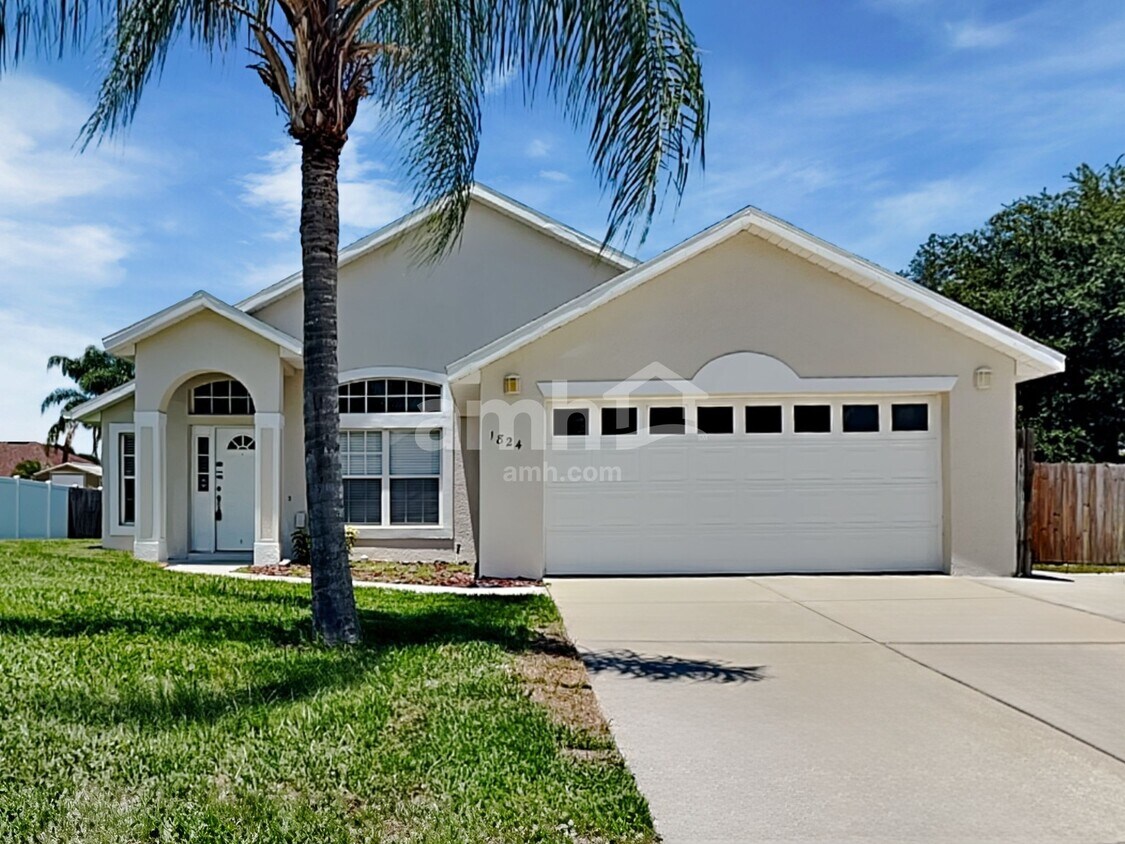 Foto principal - 1824 Ashton Dr E