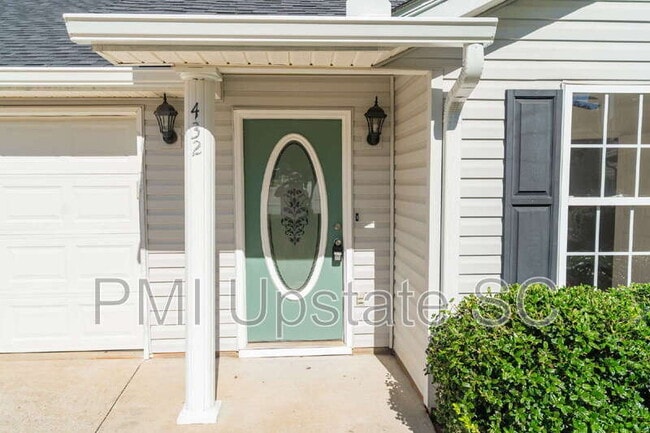 Foto del edificio - 432 Longspur Ct
