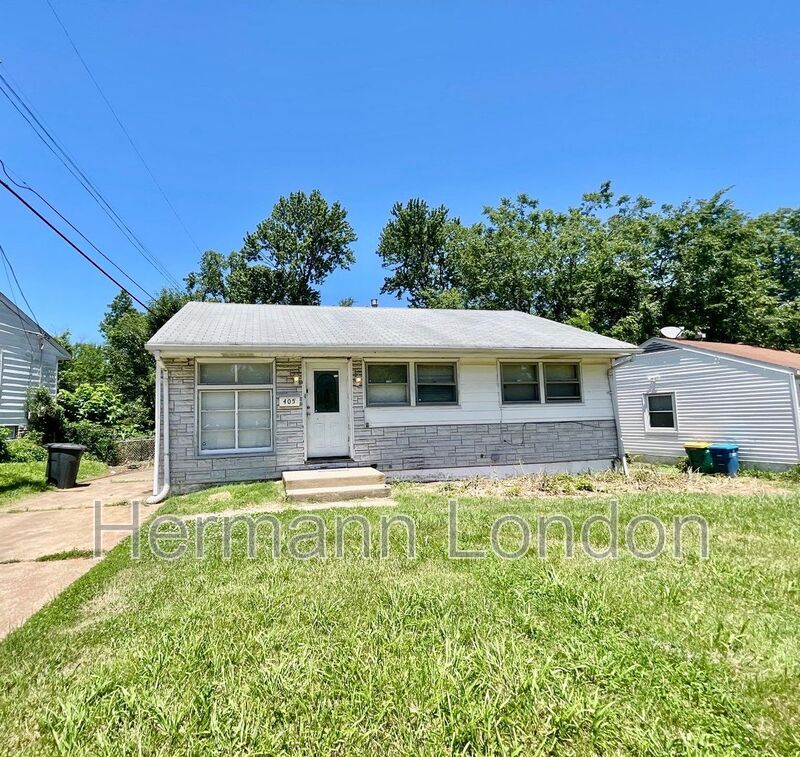 Primary Photo - 405 Cameron Rd