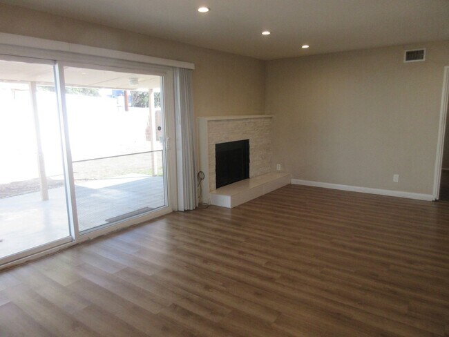 Foto del edificio - Duggan Property Management, Inc presents t...
