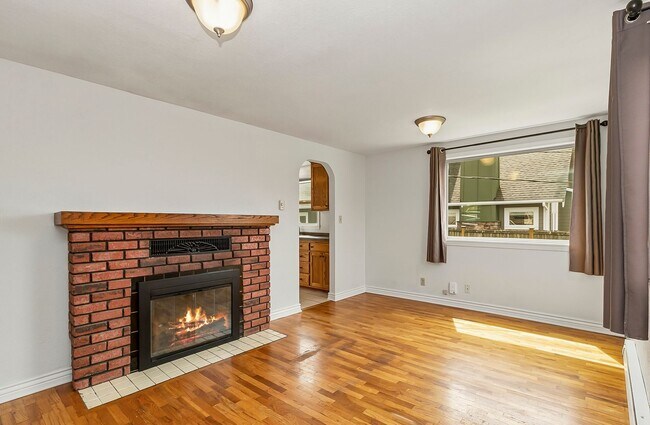 Foto del edificio - Craftsman Style Rambler~Historic District