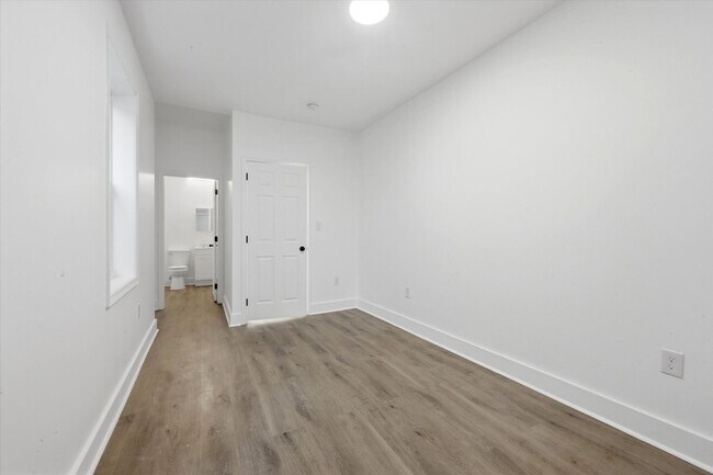Foto del edificio - 2BR/3BA House | Central AC | Fast Approval