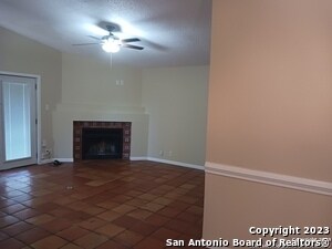 Foto del edificio - 11725 Spring Ridge Dr