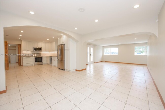 Building Photo - 24595 SW 147th Ave