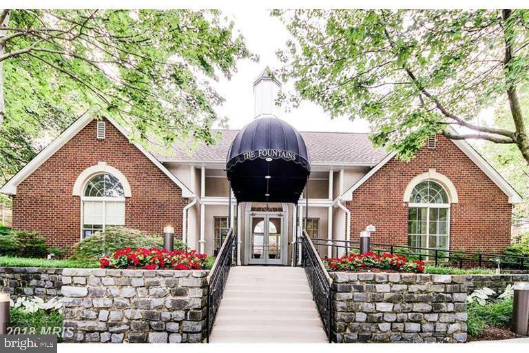 Foto principal - 1524 Lincoln Way