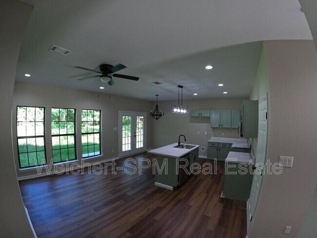 Building Photo - 1009 South Somerville Street Somerville, T...