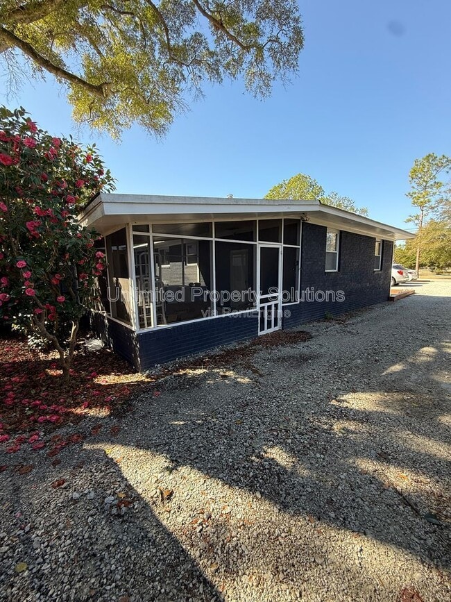 Foto del edificio - 312 Wood Dale Dr