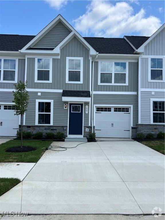 Building Photo - 1847 Shank Dr