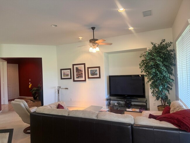 Building Photo - 43387 St Andrews Dr