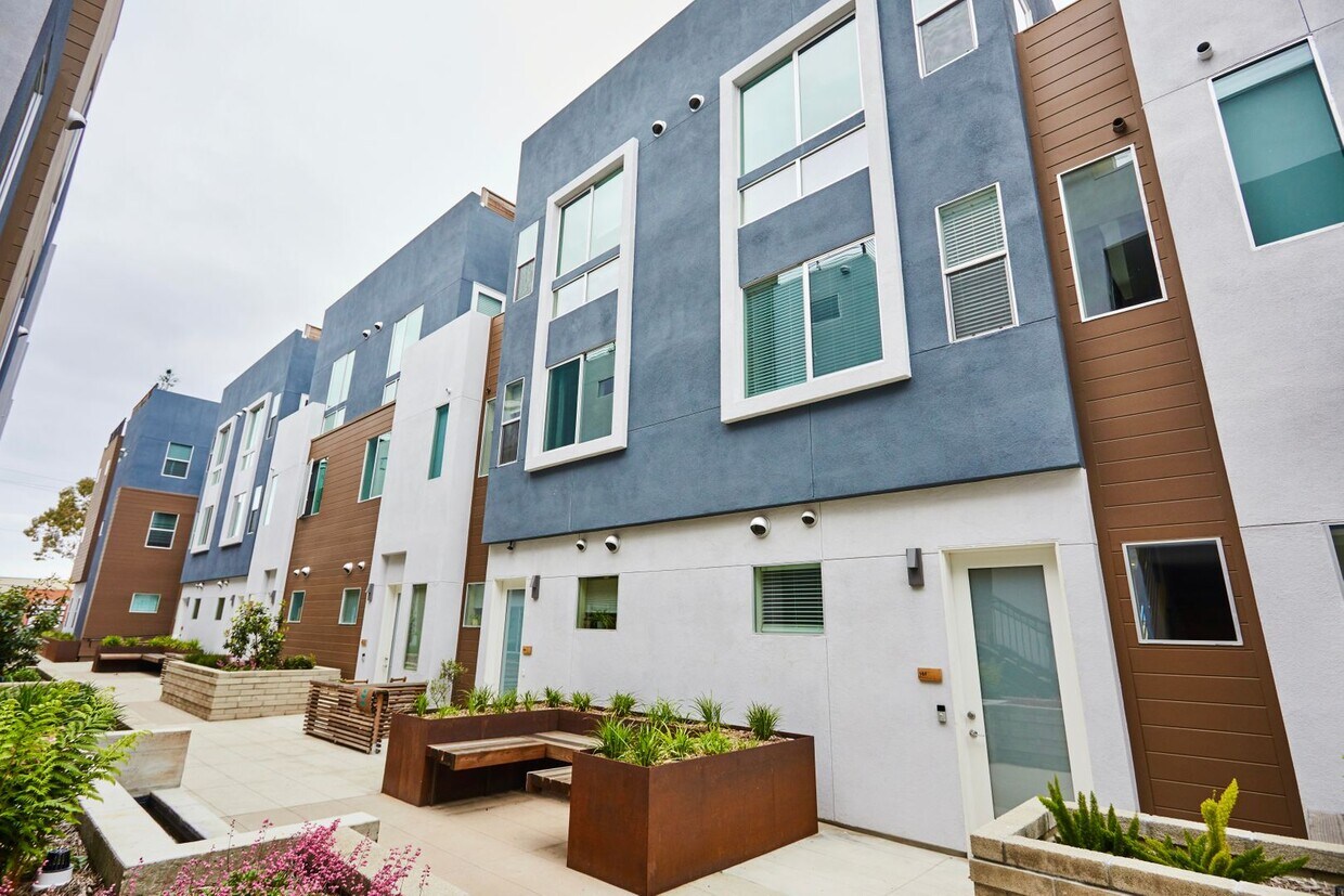 Primary Photo - Newly built 3 bed in South Redondo Townhome