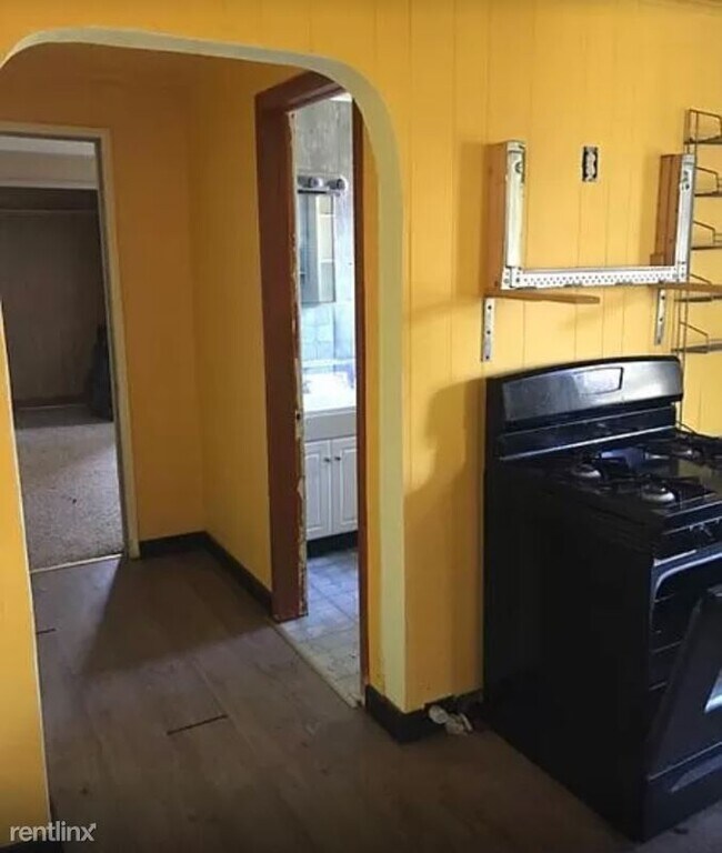 Building Photo - 3 br, 1 bath House - 2605 Vancouver St