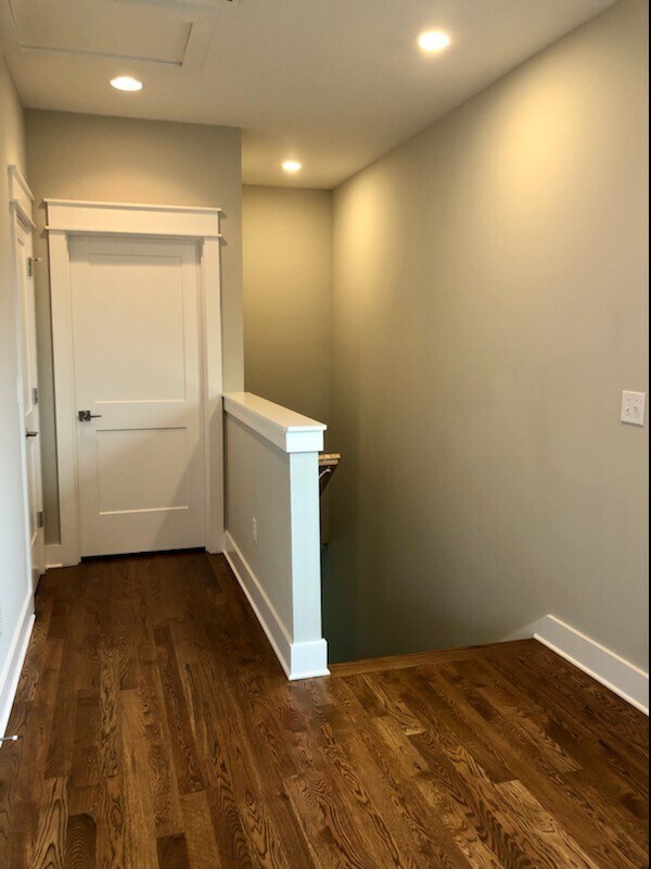 Building Photo - 611 Linden Rose Alley