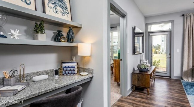 Foto del edificio - 1605 Barclay Pointe Blvd