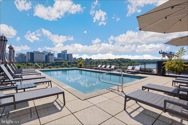 Foto del edificio - 3303 Water St NW