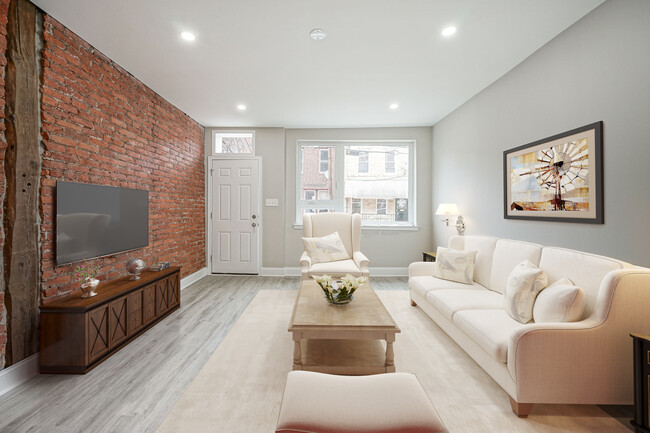 Foto del edificio - 606 Dudley St