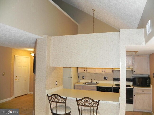 Building Photo - 6800 St Ignatius Dr