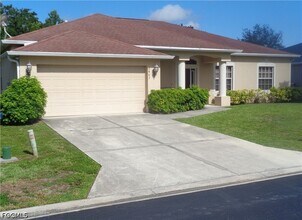 Building Photo - 2463 Nature Pointe Loop