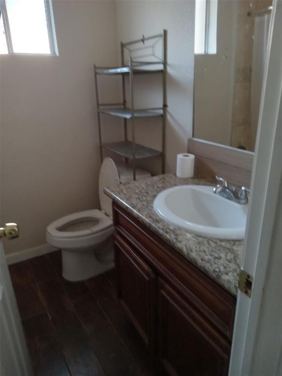 Building Photo - 330 La Fonda Dr