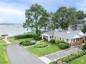 Building Photo - 21 Secor Dr