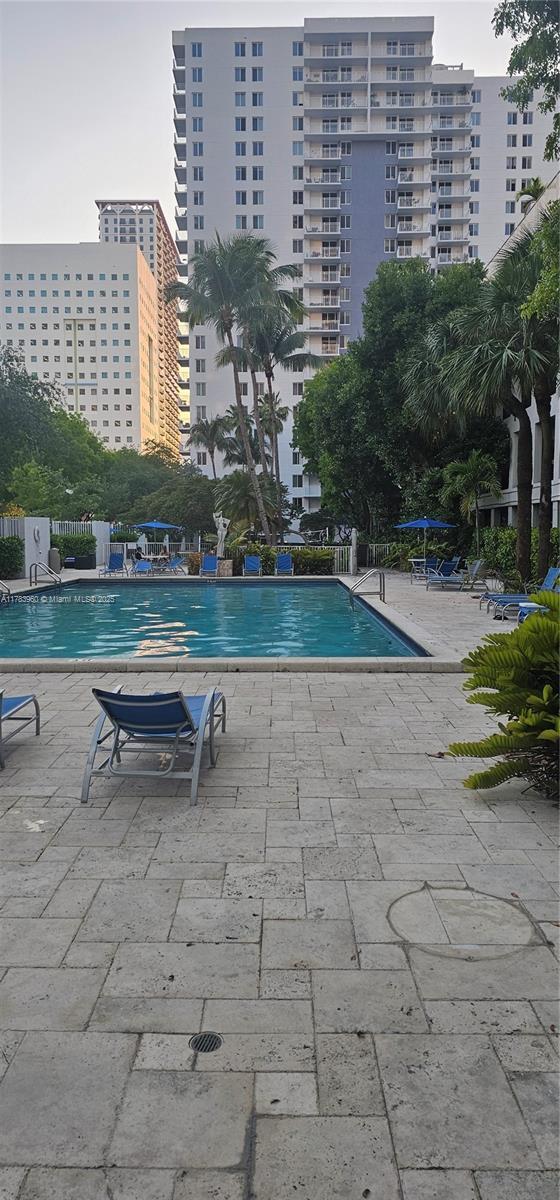Foto del edificio - 800 N Miami Ave