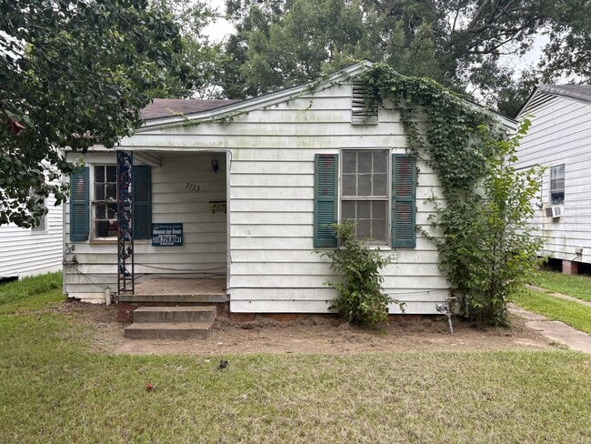 Building Photo - 2723 Fulton St