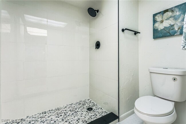 Foto del edificio - 16448 Timberlakes Dr