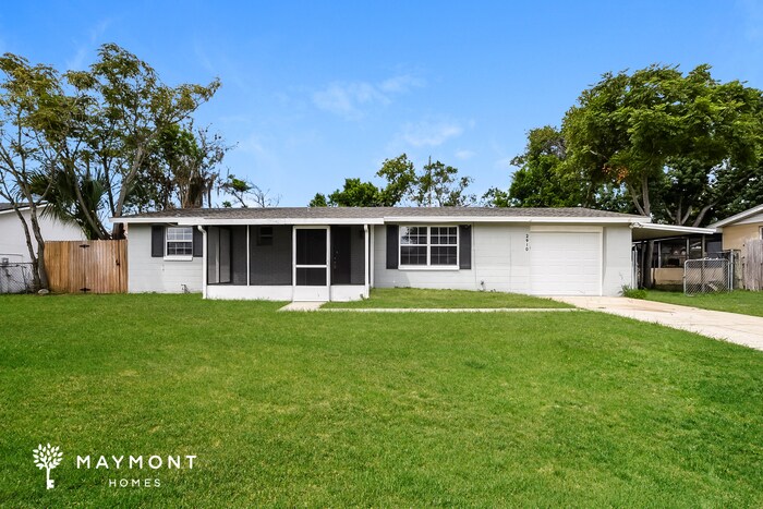 Foto principal - 2910 Keesler St