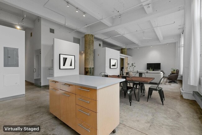 Foto del edificio - 700 N Washington Ave