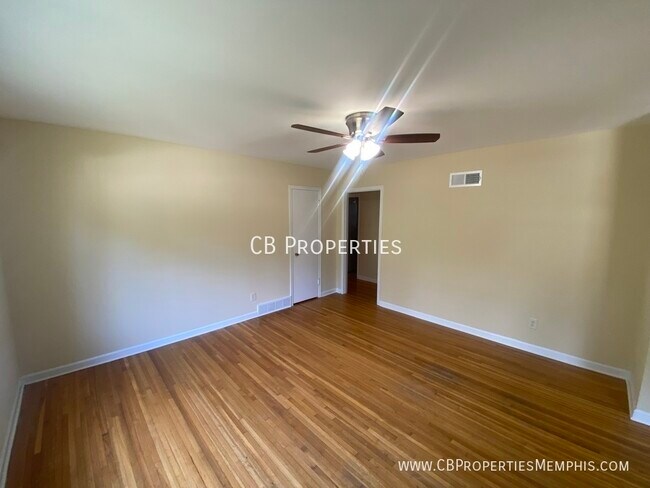 Building Photo - 4243 Fredericks Ave