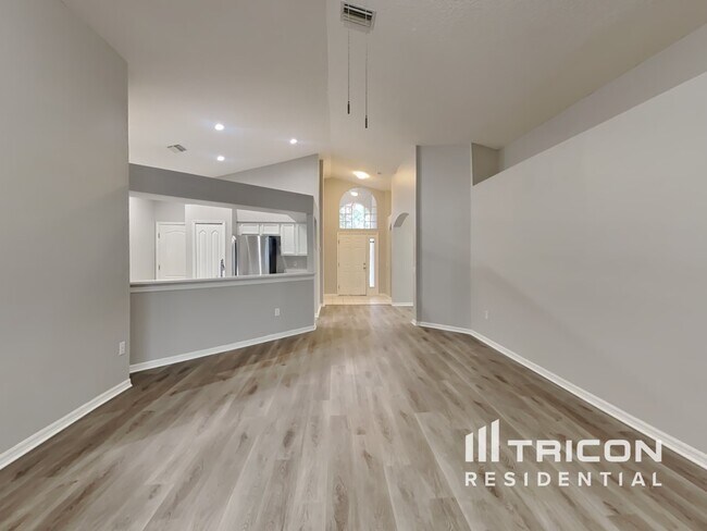 Foto del edificio - 6311 Chapel Pines Blvd