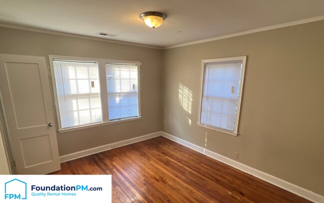 Foto del edificio - 3850 Vernon Ave