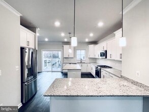 Building Photo - 22732 Tate St