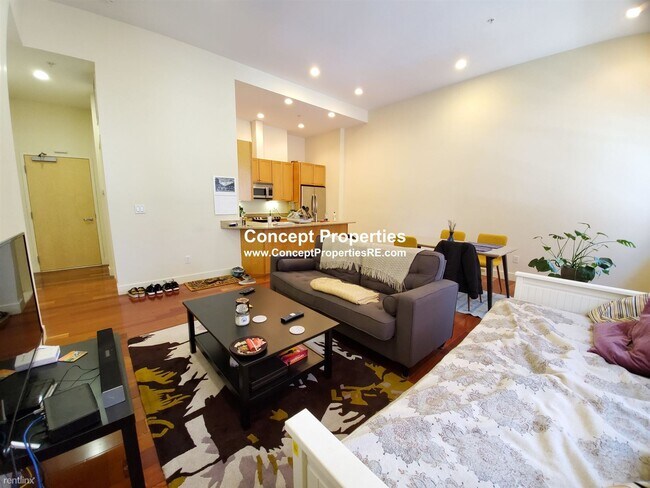 Building Photo - 2 br, 1 bath  - 520 Harrison Ave Apt 101