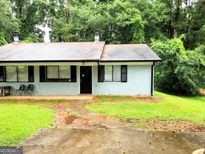 Building Photo - 408 Lexington Heights