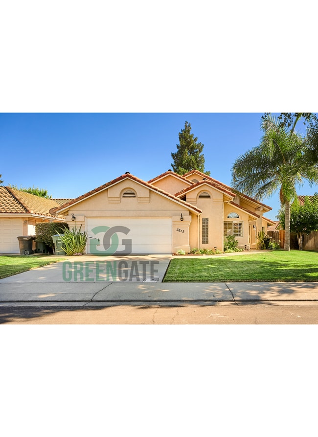 Building Photo - Lovely 3 Bedroom Home in Modesto MUST SEE!