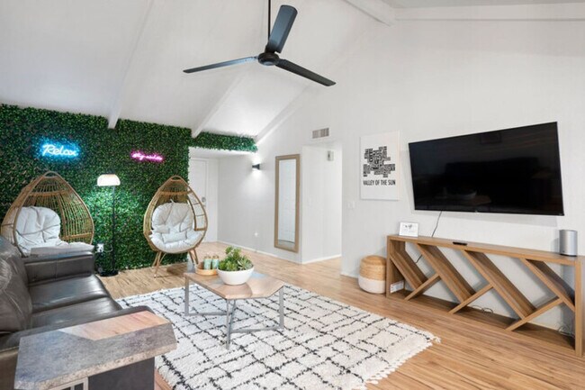 Foto del edificio - Downtown Gilbert Boho-Oasis|Pool|Gazebo|Ga...