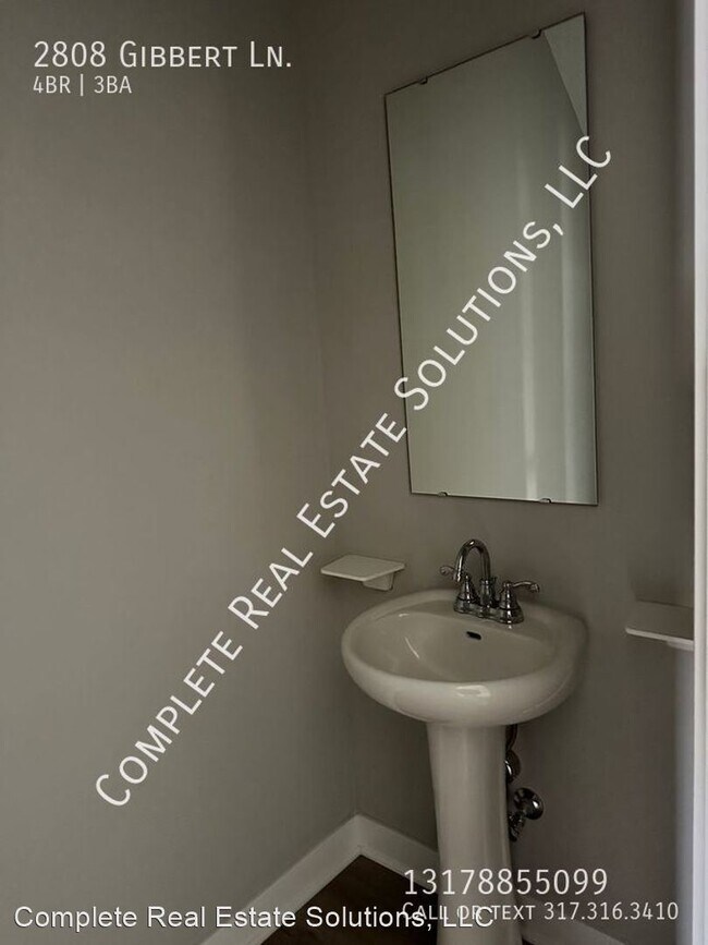 Foto del edificio - 4 br, 2.5 bath House - 2808 Gibbert Ln.