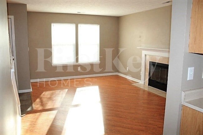 Building Photo - 3624 Fredricksburg Dr